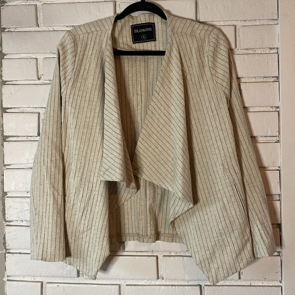 Blank‎ NYC linen blend drape front jacket - Picture 3 of 6